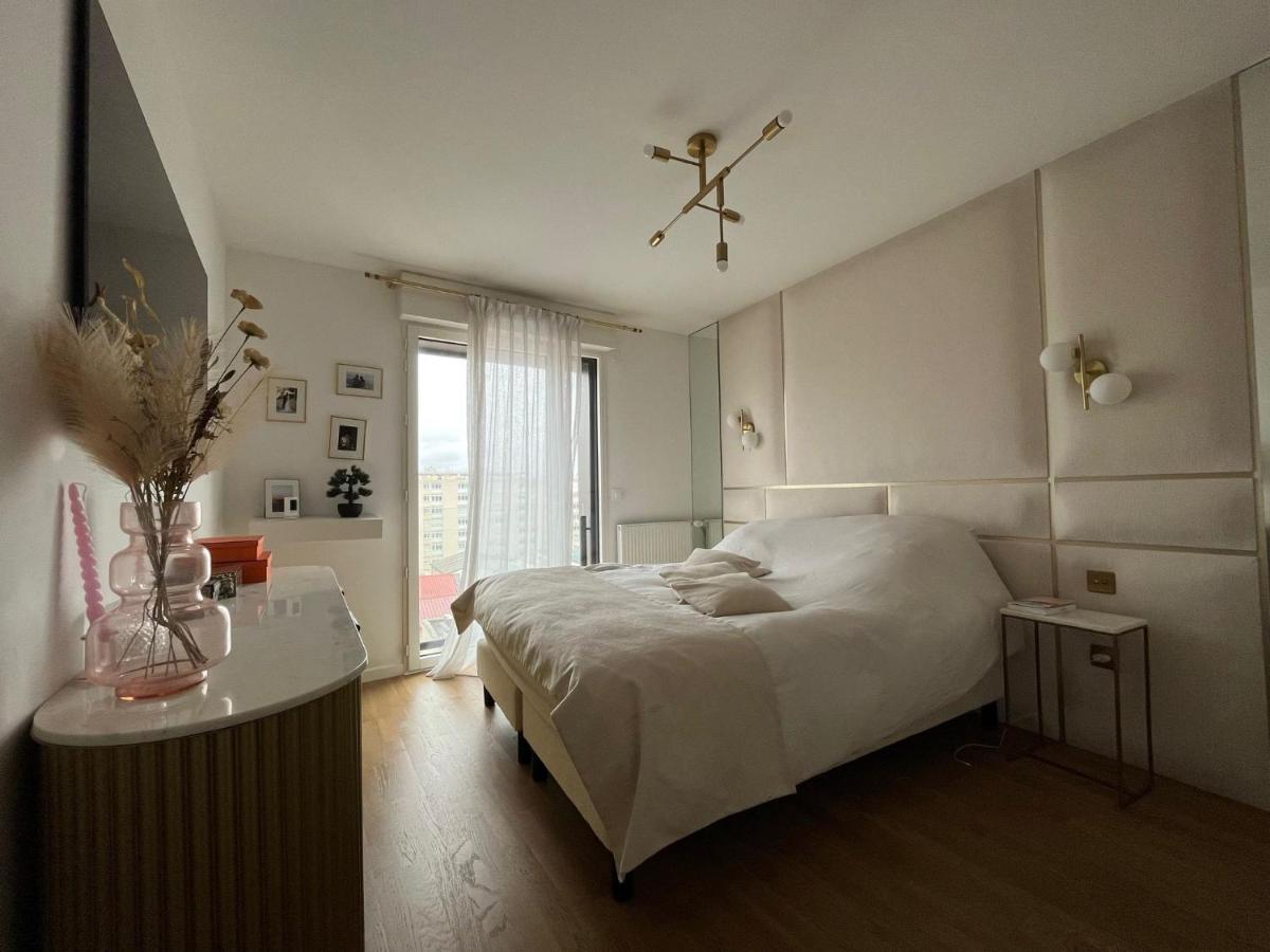 Appartement Luxueux Climatise Avec Terrasse, 6 Couchages - 17Eme Arrondissement De Paris Клиши Экстерьер фото