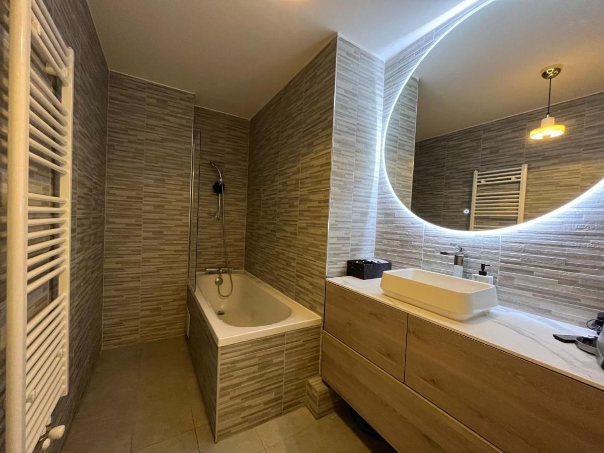 Appartement Luxueux Climatise Avec Terrasse, 6 Couchages - 17Eme Arrondissement De Paris Клиши Экстерьер фото