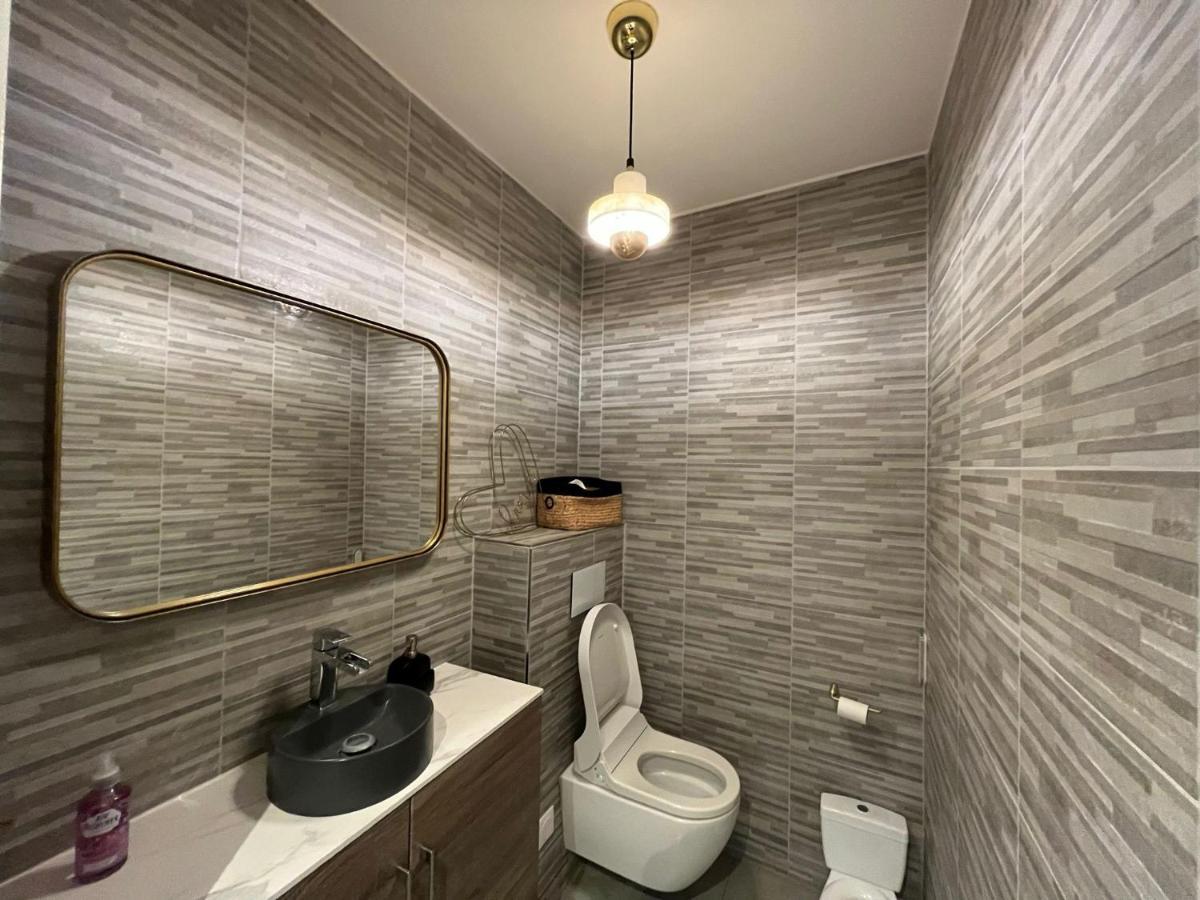 Appartement Luxueux Climatise Avec Terrasse, 6 Couchages - 17Eme Arrondissement De Paris Клиши Экстерьер фото